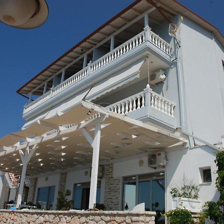 Hotel Te Stefi Qëparo Exteriér fotografie